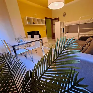 Nest Style , Granada Spanien